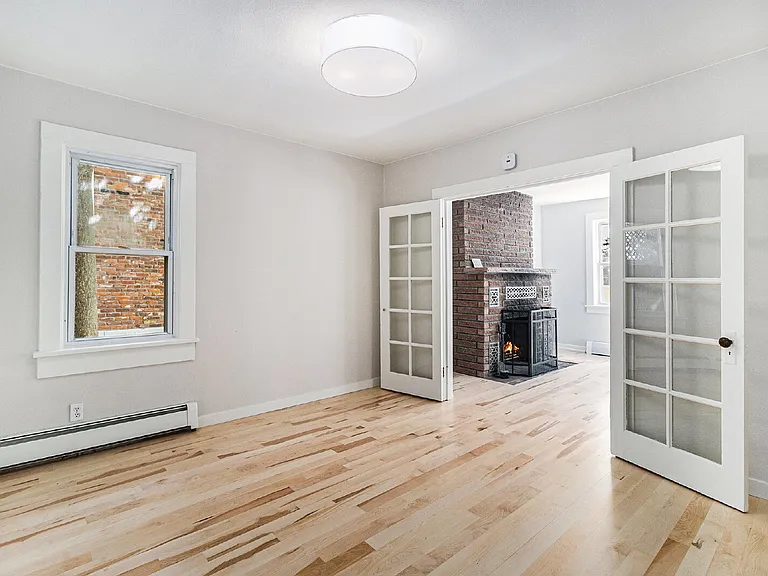 405 Pearl St — Photo 5