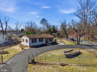 113 E Colton Ln, Williamstown, NJ 08094