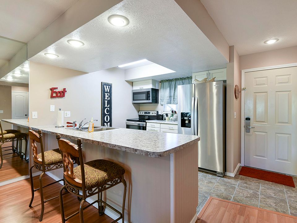 1st image of 150 The Bluffs #7 BLDG 31