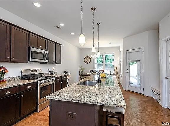 4th image of 2438 Marions Ln
