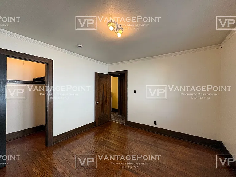 860 Hubbard St — Photo 7