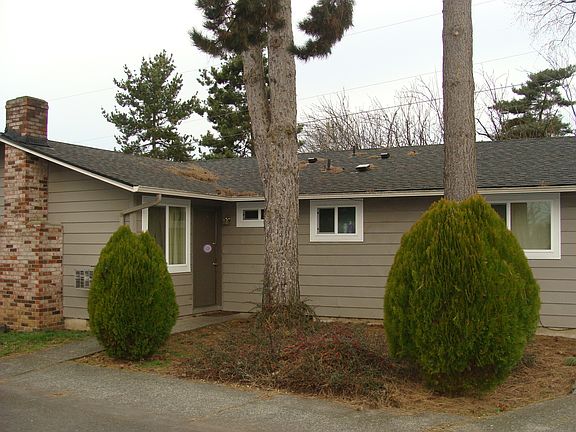 2nd image of 3102-3108 Kauffman Ave #3108-C