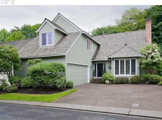 1740 Yarmouth Cir, Lake Oswego, OR