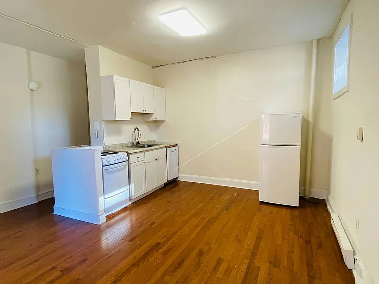 125 S 21st St #2F — Photo 2