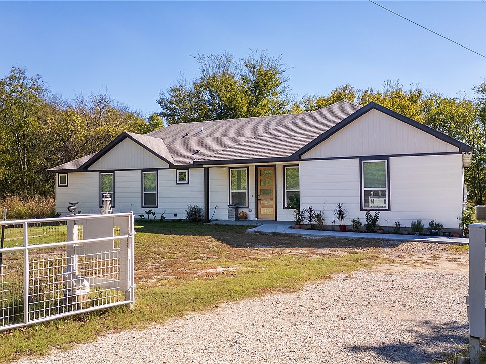 1st image of 811 Vz County Road 3810