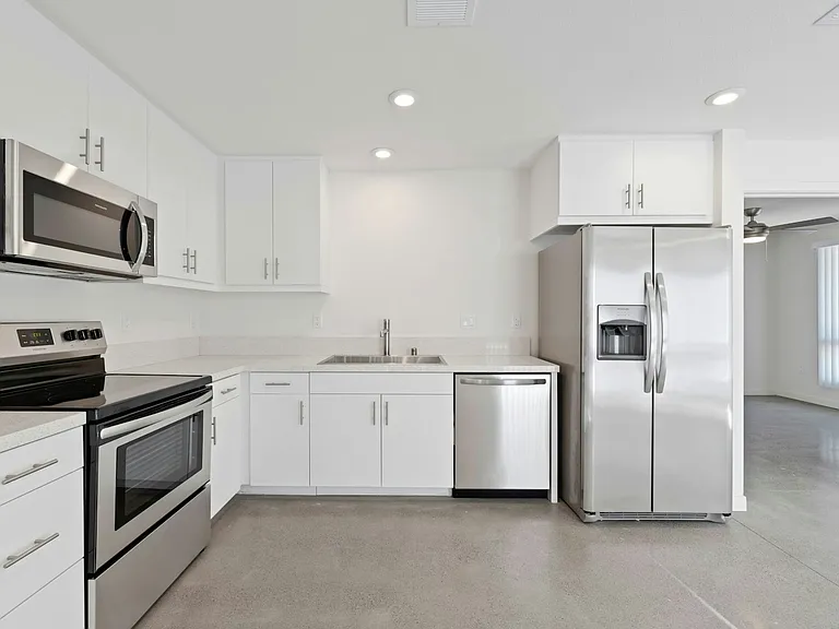 5900 Severin Dr #308 — Photo 21