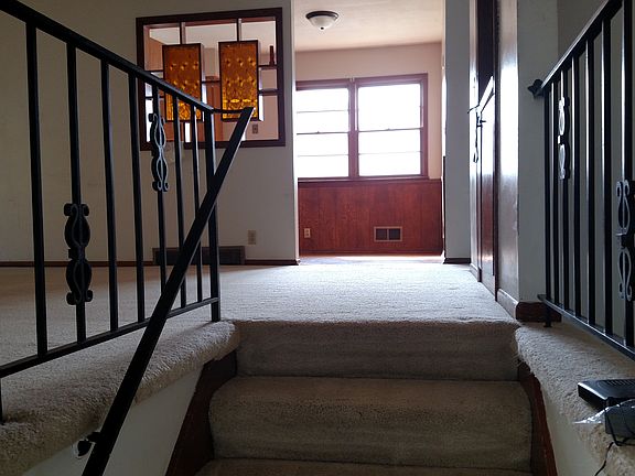 2nd image of 9704 Grand Ave
