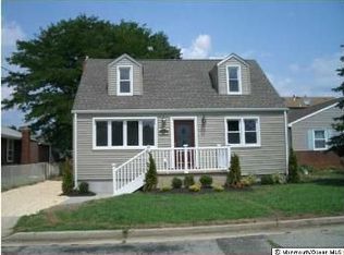 141 Seabreeze Ave, Middletown, NJ 07748