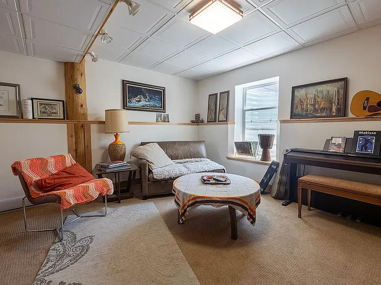 1655 Gray Hawk Ct — Photo 17