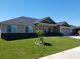 3502 Hovley Ln, Pasco, WA
