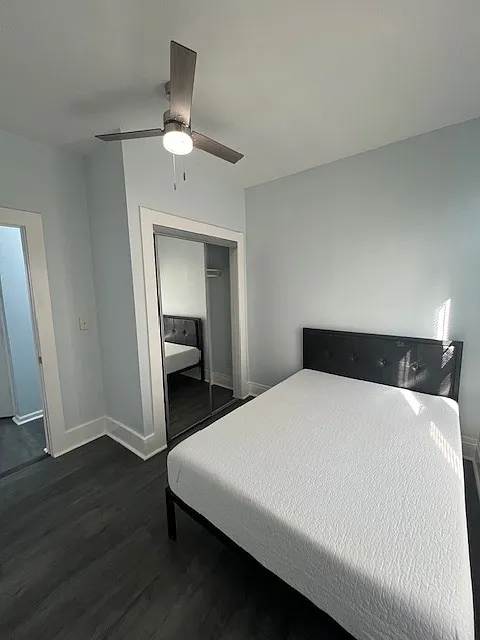 Building Photo - 301 Maple St #2