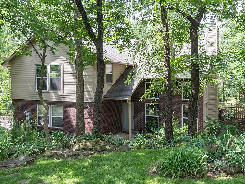 Partial Brick & Hardie Plank Home 