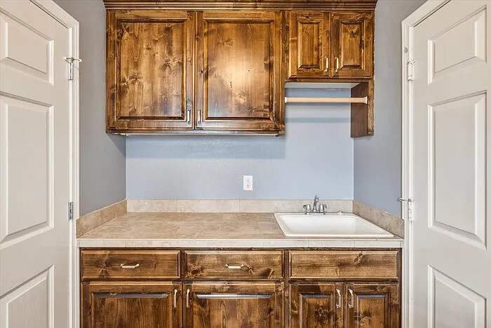 135 Lexington Ave — Photo 18