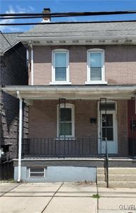 328 W Railroad St, Nesquehoning, PA, 18240