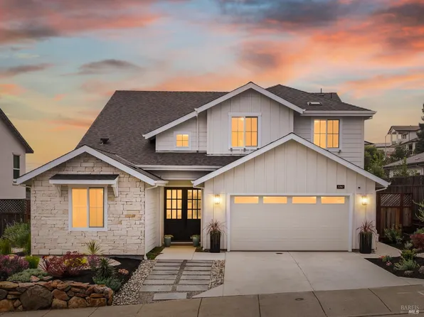 3747 Paxton Place, Santa Rosa, CA 95404