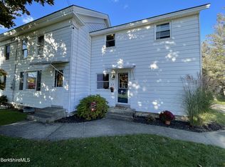 83 Richardson St, Cheshire, MA 01225