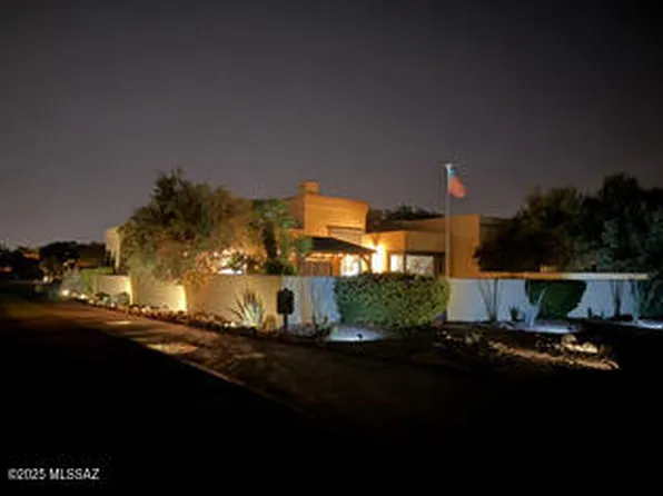 8440 N Lee Trevino Dr, Tucson, AZ 85742