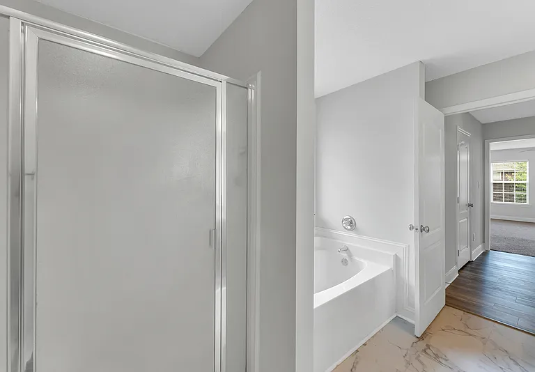 211 High Green Dr — Photo 18
