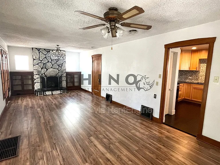 273 E Wilson Ave — Photo 5