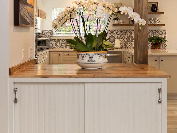 5th image of 5402 Cameo Rd