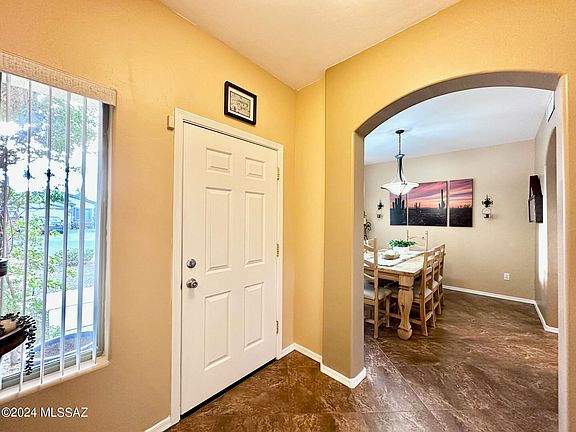 4th image of 8241 S Camino Serpe
