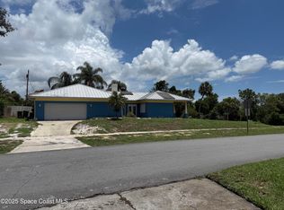 2103 N Indian River Dr, Cocoa, FL 32922