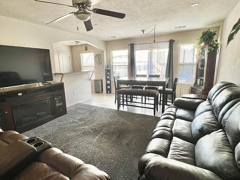 10919 Fort Point Ln NE — Photo 10