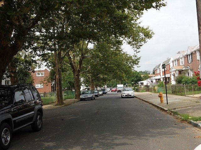 2nd image of 822 2nd Ave