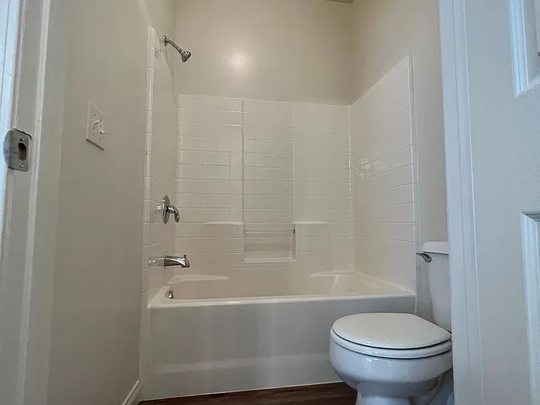 717 Meadow Grove Ct #D — Photo 12