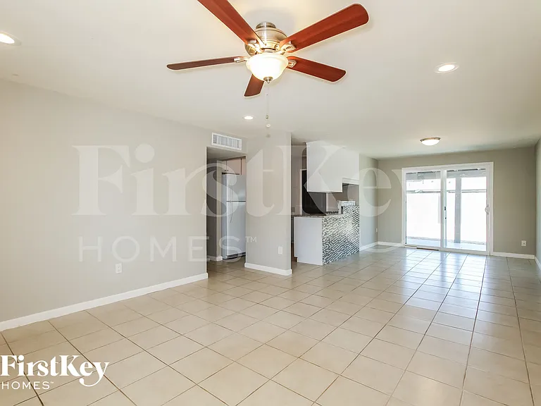 14049 N 37th Way — Photo 5