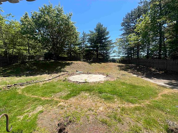 4th image of 85 Weston Road