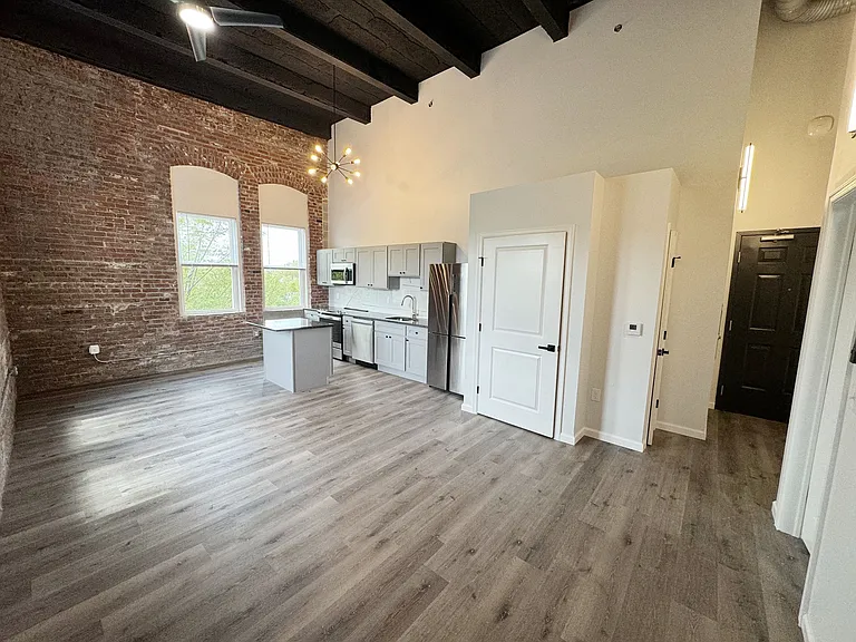 810 Monocacy St #403 — Photo 22