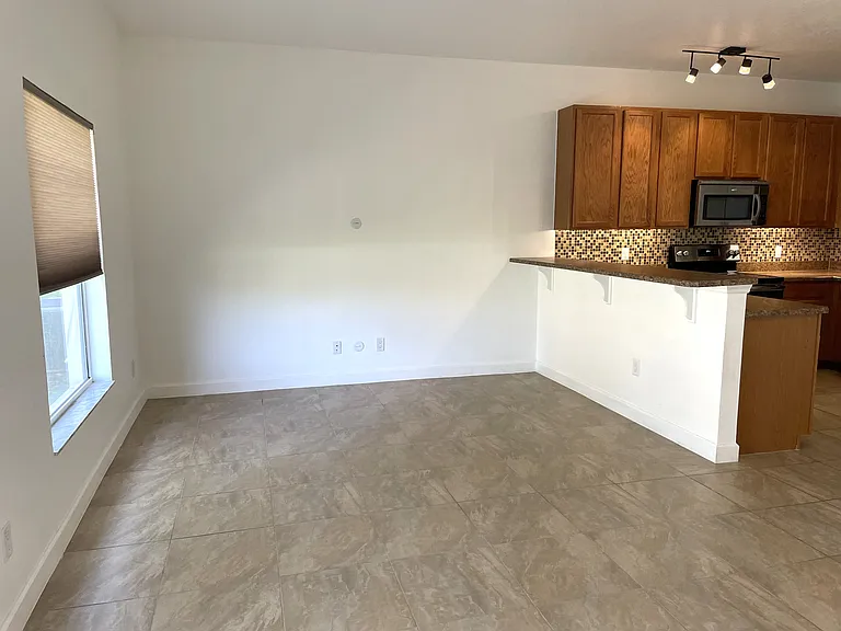 2600 Revolution St #105 — Photo 6