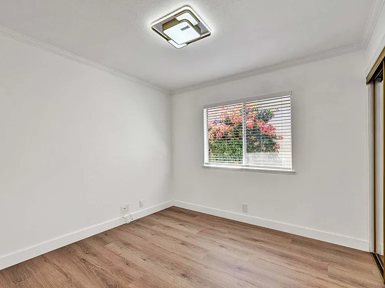 21702 Superior Ln — Photo 18