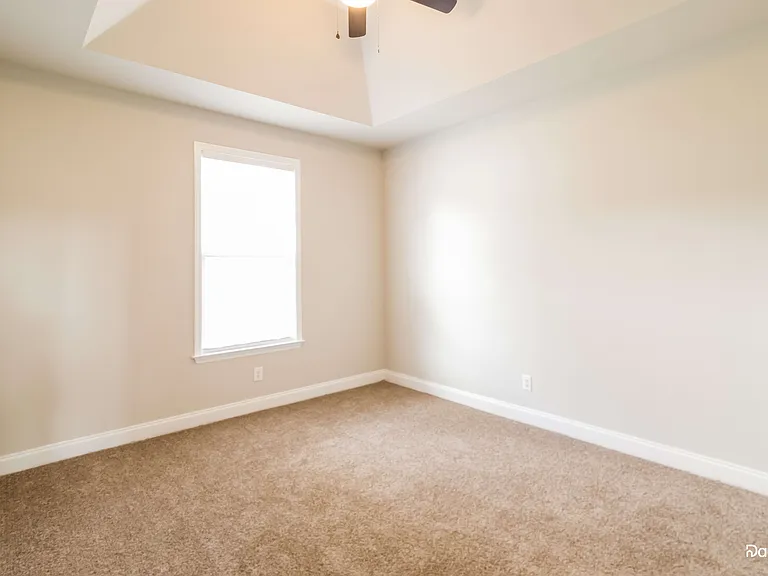 148 Paddock Way — Photo 12