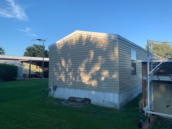 4th image of 1677 Orange Manor Dr