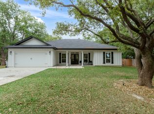 8170 Escola St, Navarre, FL 32566