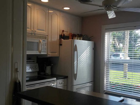 3rd image of 717 S Us Highway 1 APT 810