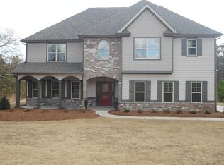 13 Westwood Ct, Newnan, GA 30263