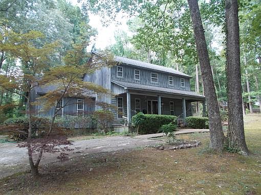 1st image of 147 N Oakwood Dr