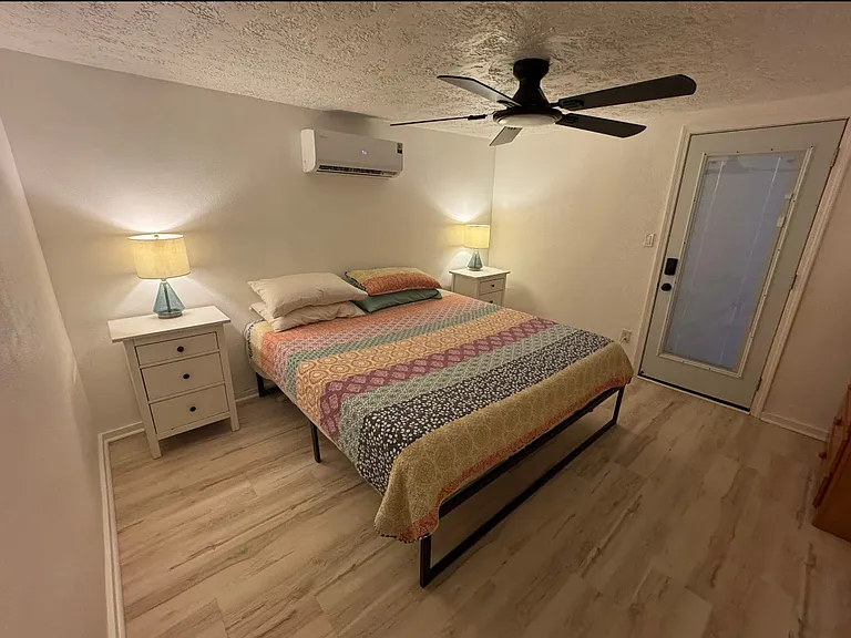 103A Calle Alamosa #B — Photo 6