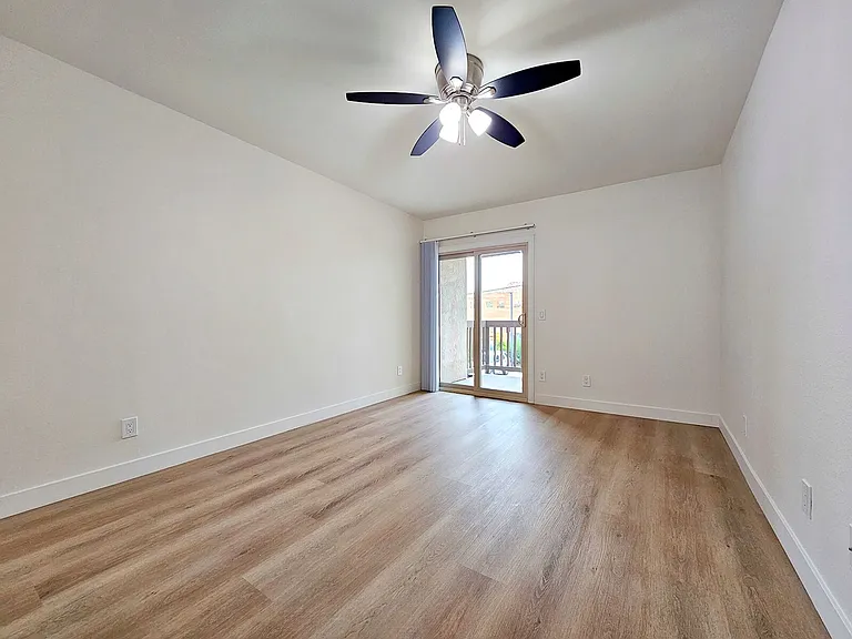 The Vine Apts — Photo 2