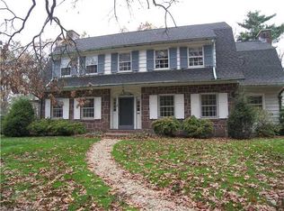 54 Robert Rd, Manchester, CT 06040