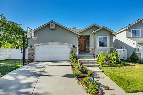 444 E Stephie Marie Ln Photo 1