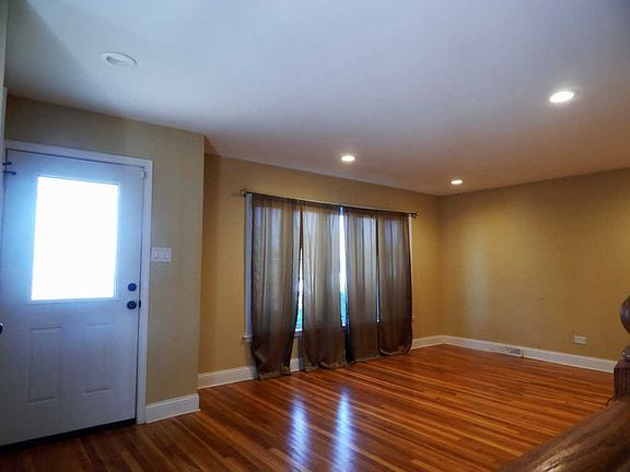 2nd image of 13833 S Tracy Ave