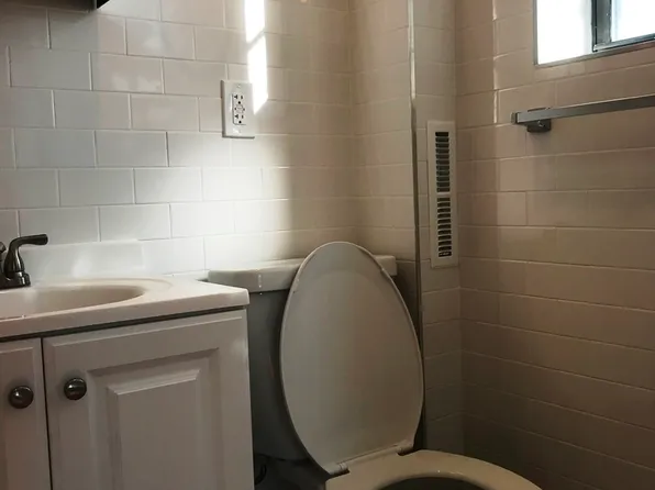 41-15 50th Avenue image 20 of 24