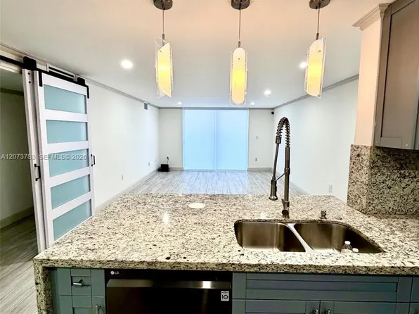 4000 NE 170th St, North Miami Beach, FL