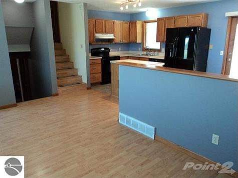 2nd image of 4912 Cedar Knoll Dr