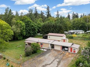 17465 Noll Rd NE, Poulsbo, WA 98370