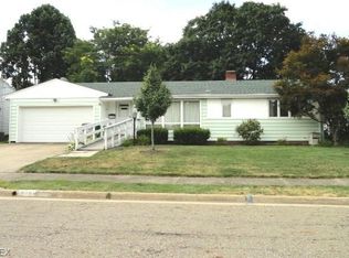 416 5th St NW, North Canton, OH